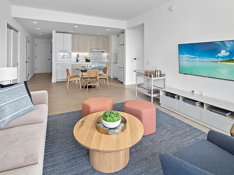 Newport Rentals — Photo 298
