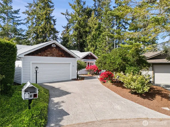 105 Olympus Court, Sequim, WA 98382