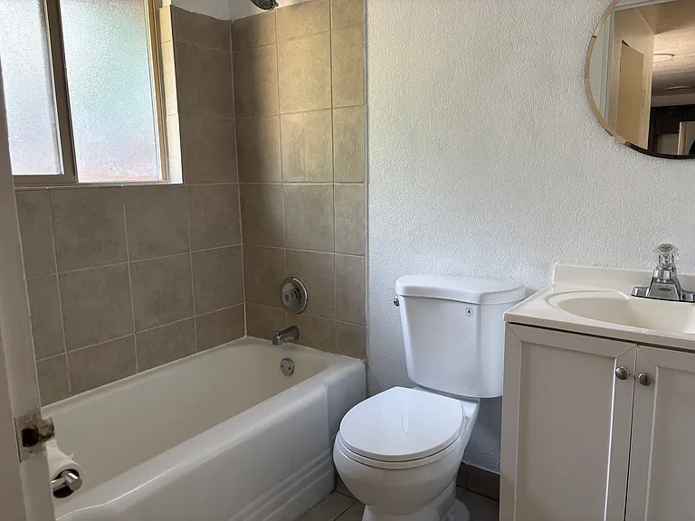 158 S 152nd St #3 — Photo 8
