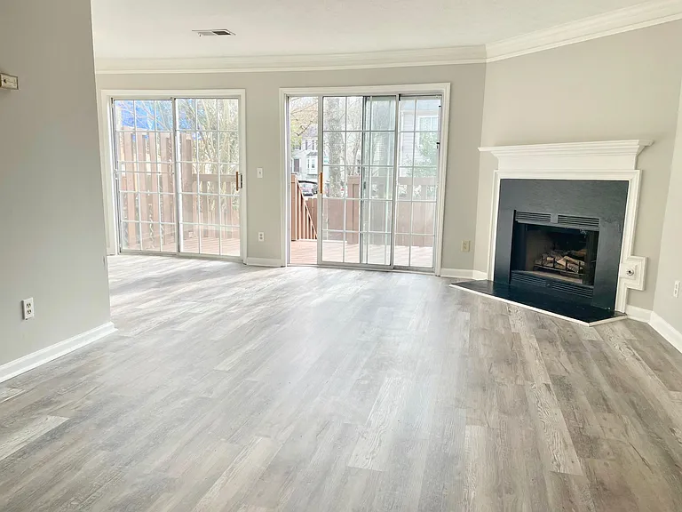 6592 Meadow Rue Dr — Photo 2