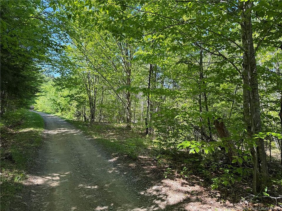 1st image of 124 Greenhill Lake Rd