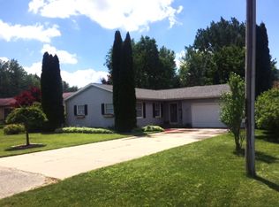 1942 N Mackenzie Ln, Mount Pleasant, MI 48858
