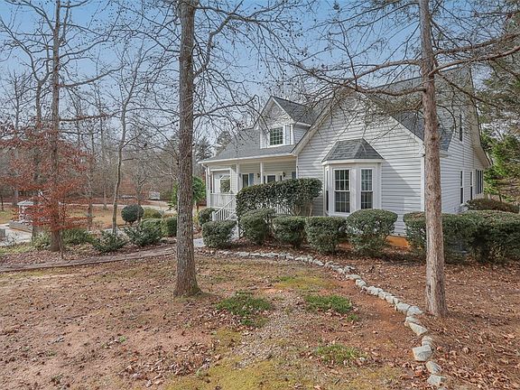 3rd image of 206 Westwind Harbour Dr
