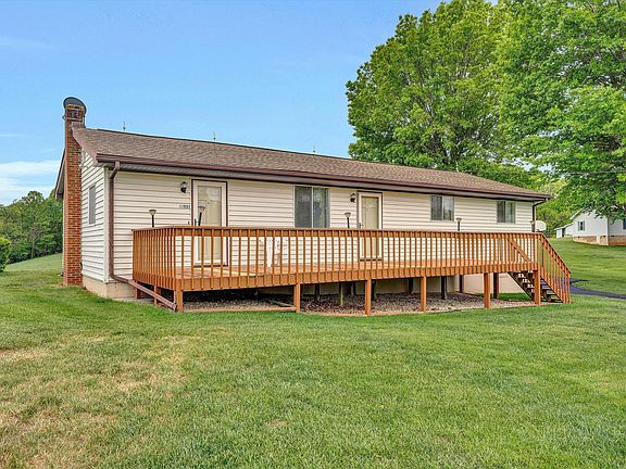3rd image of 1151 Wheatland Rd