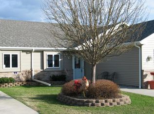 2803 Knight Dr, Grand Forks, ND 58201