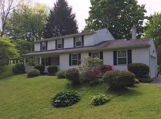 13205 Stoney Springs Dr, Chardon, OH 44024