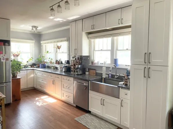 403 S Downing St, Denver, CO 80209