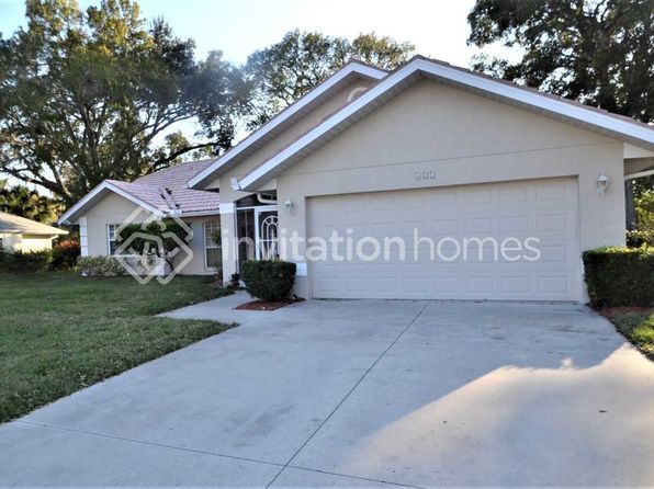 433 Lake Of The Woods Dr