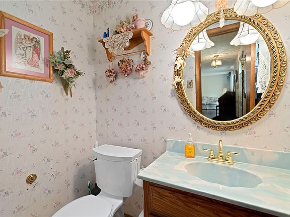 4th image of 3481 Ivy Hill Ln