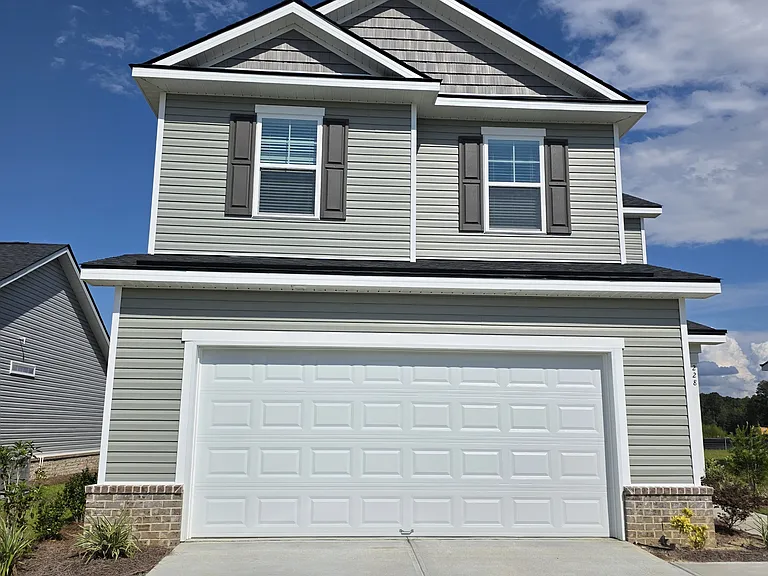 228 Justify Ave — Photo 1