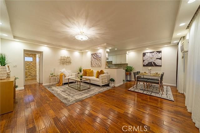 1st image of 344 N Maryland Ave Unit 103