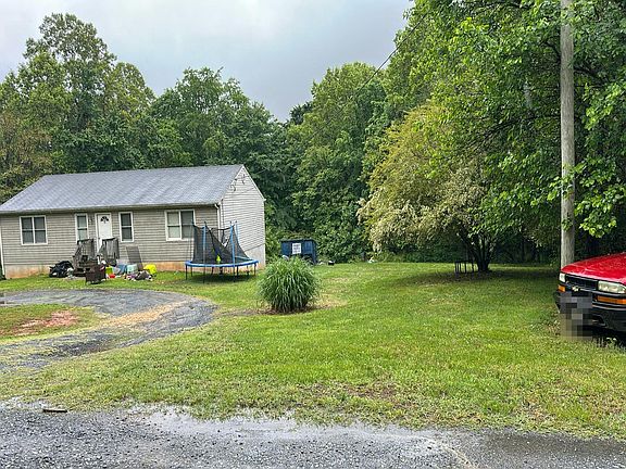 2nd image of 175 Penn Ln