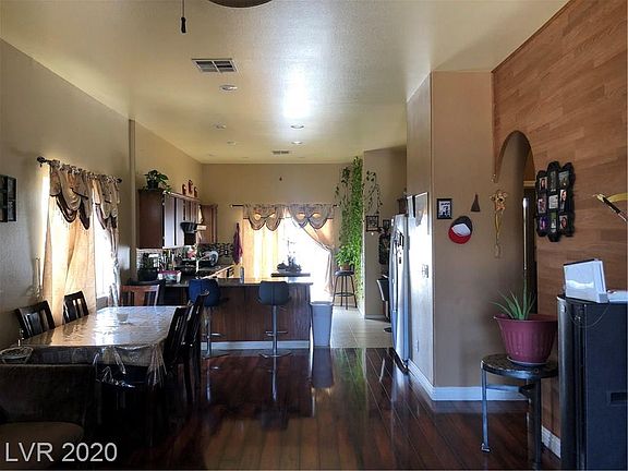 4th image of 1720 Morse Arberry Ave