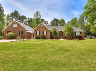 562 Oakwood Pointe Rd, Appling, GA 30802
