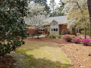 11 Scots Glen Dr, Southern pines, NC 28387