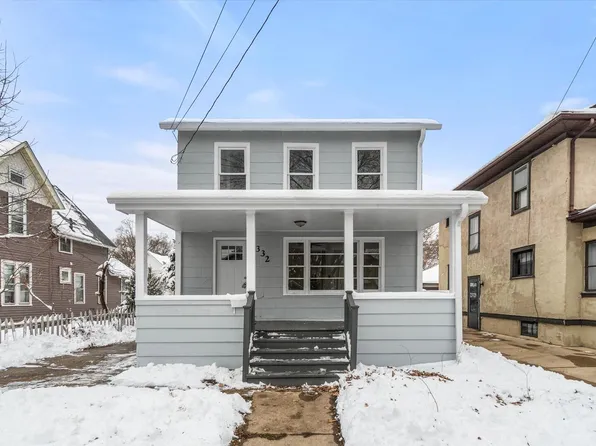 332 North Ave, Aurora, IL 60505