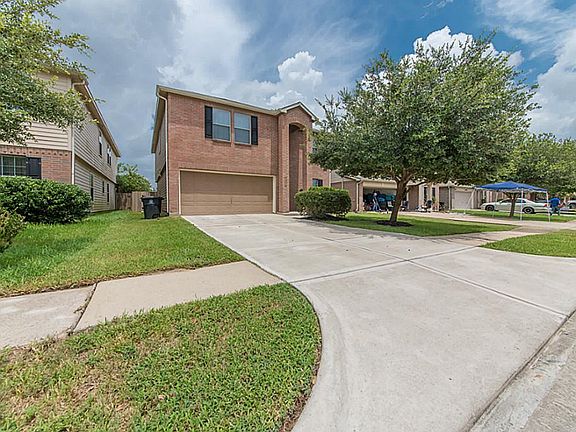 3rd image of 9231 Delmont Park Ln