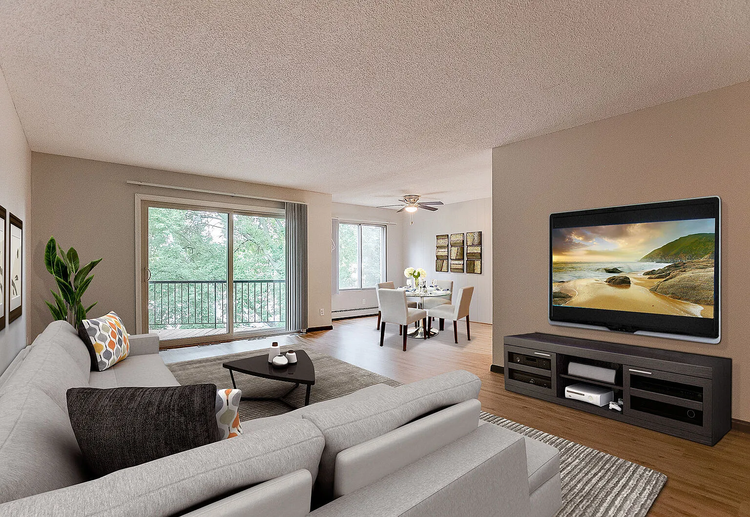 Caravelle Apartments — Photo 3