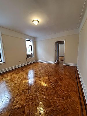 3rd image of 7121 Fort Hamilton Pkwy #3G