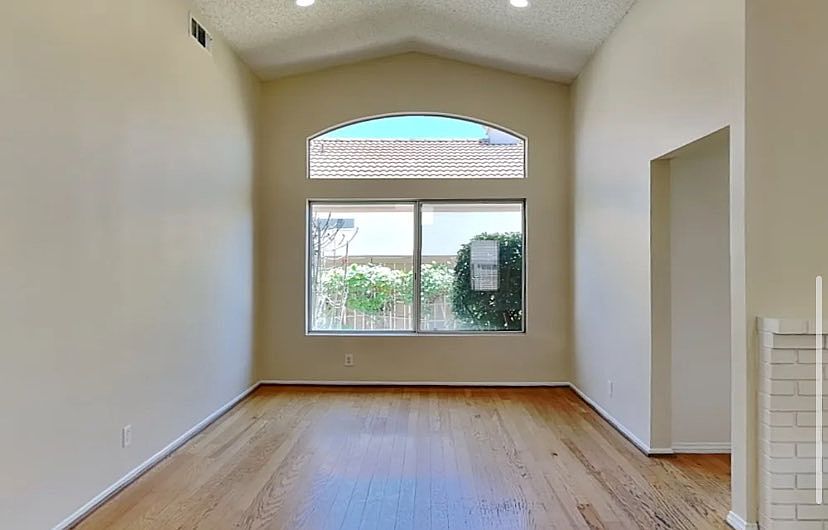 1st image of 28123 Orangegrove Ave