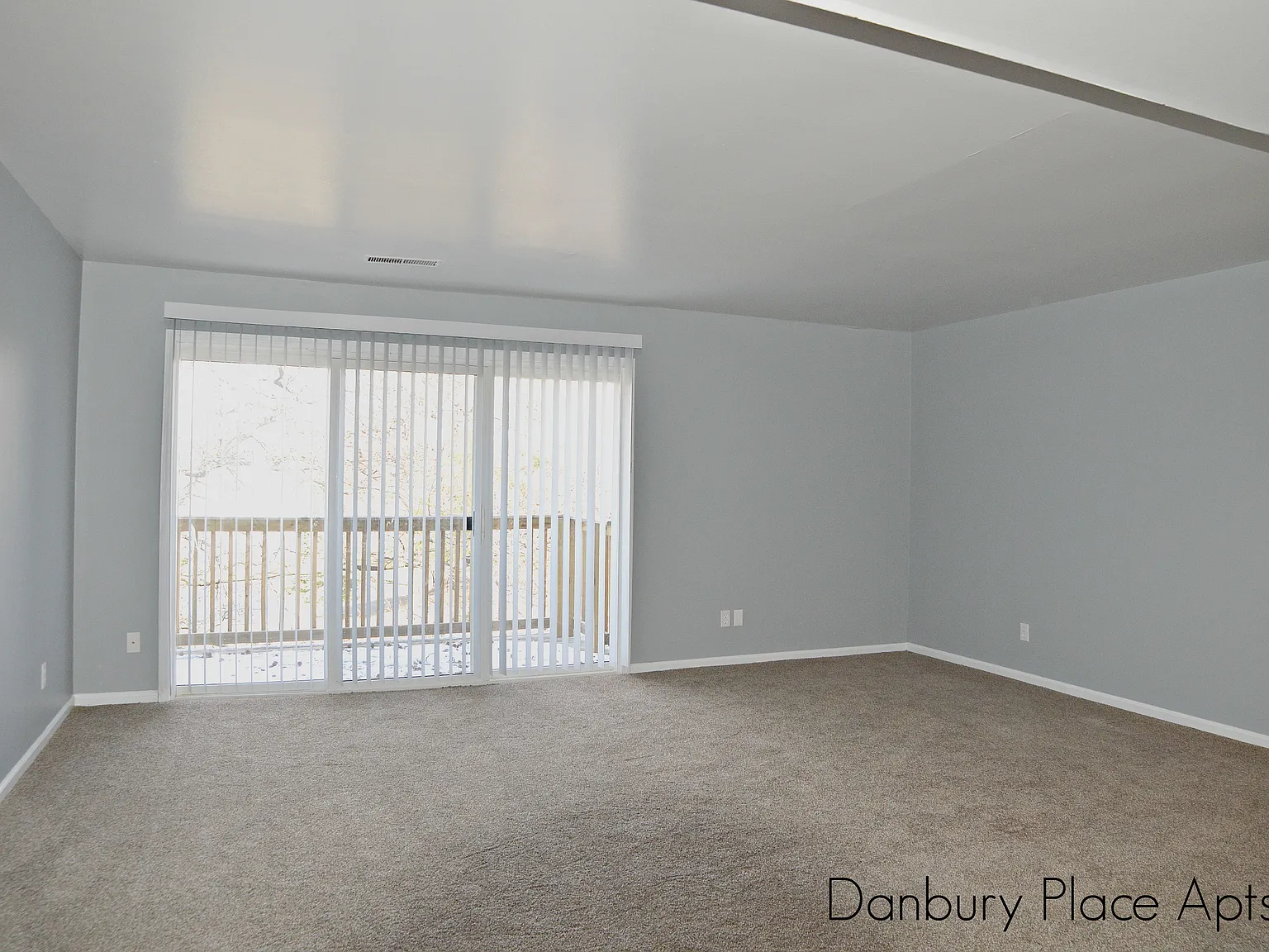 Danbury Place Apartments — Photo 2