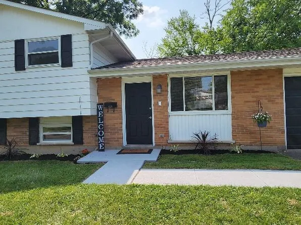 10213 Storm Dr, Cincinnati, OH 45251
