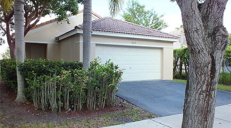 1st image of 4313 Dogwood Cir