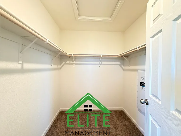 3568 Misty Lake Dr — Photo 14