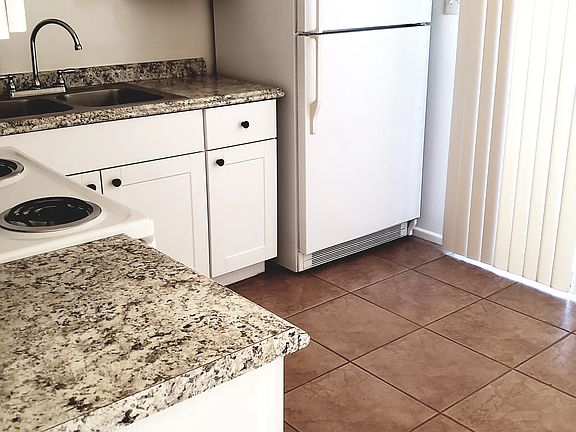 5th image of 744 S Morris Cir #Ad1d08d8b