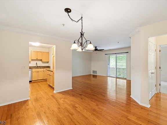 4th image of 1233 King Ct