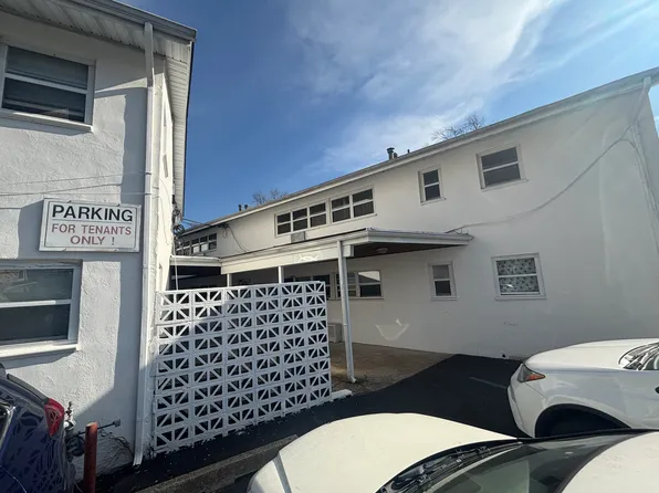 (undisclosed Address), Amityville, NY 11701