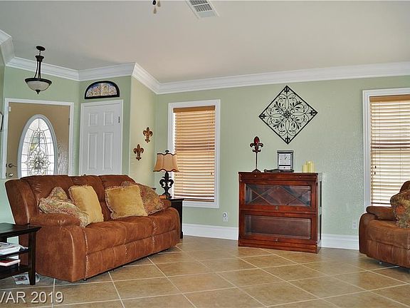 2nd image of 616 Bullwhip Ct