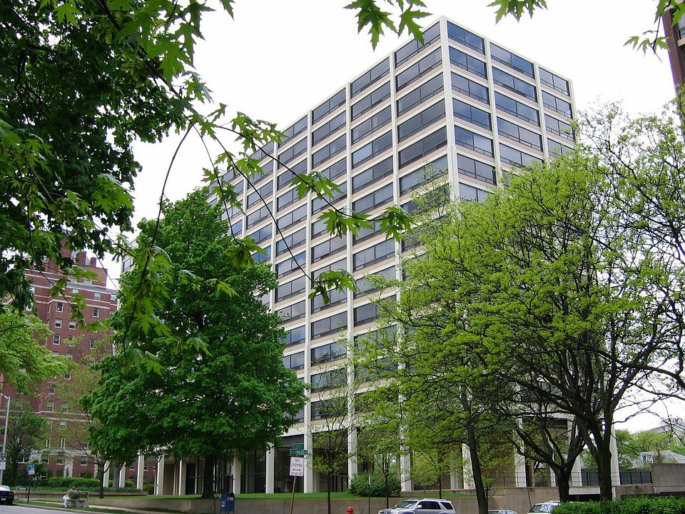 2nd image of 4000 N Charles St Unit 1512