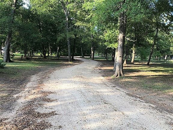 5th image of 3904 Peach Creek Dr