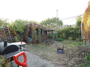 1833 Decatur St #1R, Ridgewood, NY 11385