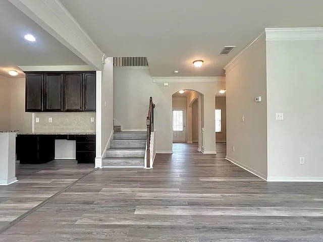 314 Reynoldston Way — Photo 7