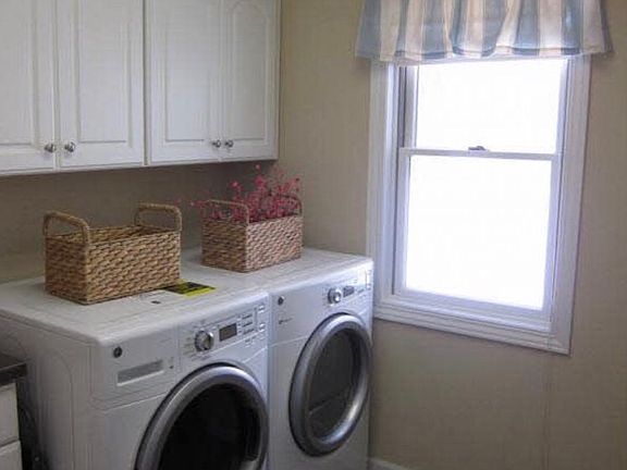 Main Floor Laundry Room