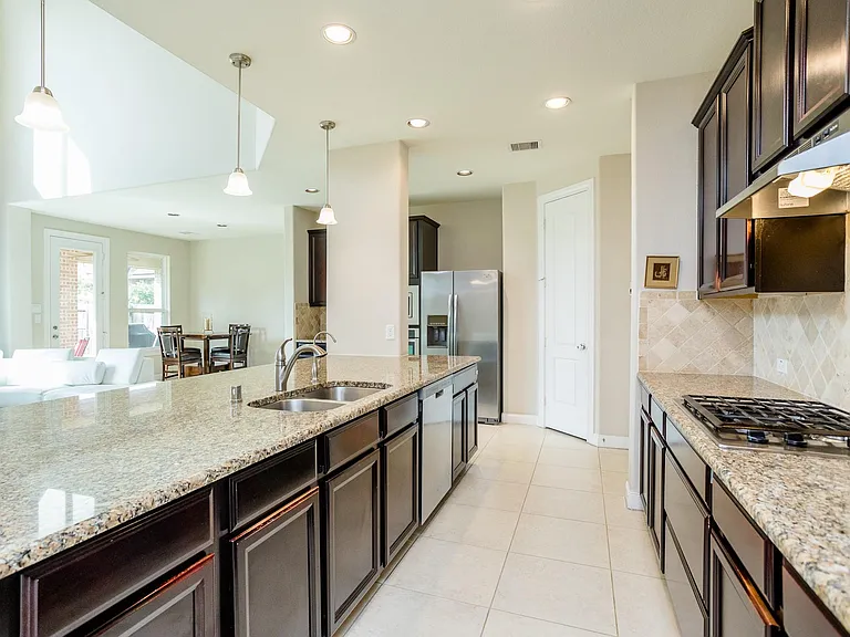 4622 Regal Shadow Ln — Photo 12