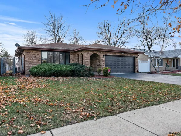 7325 W 82nd St, Bridgeview, IL 60455