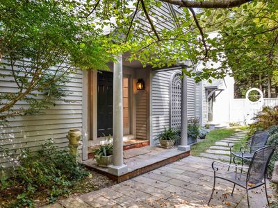 13 College Hill Road, Woodstock, VT, 05091