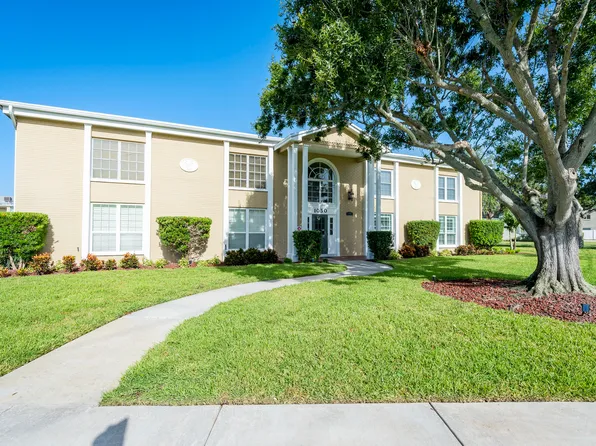 1050 Rafael Blvd NE APT 2, Saint Petersburg, FL 33704