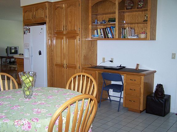 3rd image of 5403 E Crestview Dr