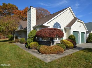 2522 Woodbine Ln, Toms River, NJ 08755