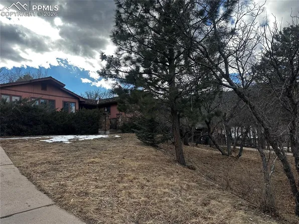 2101 Constellation Dr, Colorado Springs, CO 80906