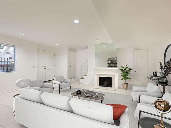 5th image of 212 N Jackson St APT 6