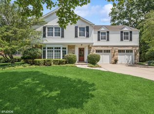 423 S Beverly Ln, Arlington Heights, IL