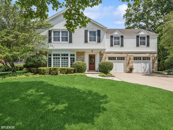 423 S Beverly Ln, Arlington Heights, IL 60005