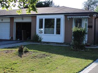102 Goldcrest Rd, Brampton, ON L6S1H2