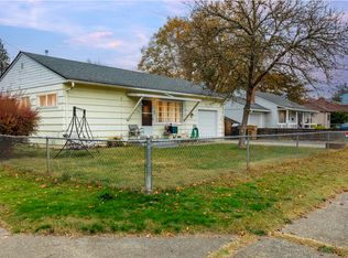 1220 SW K St, Grants Pass, OR 97526