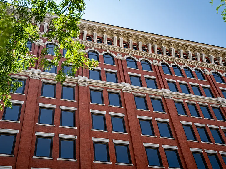 The Electric Building — Photo 18